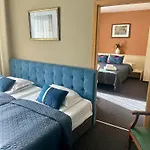 Pacific Hotel 3*