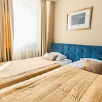 Pacific Hotel 3*