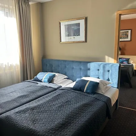 Pacific Hotel 3*