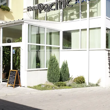Pacific Ξενοδοχείο 3*
