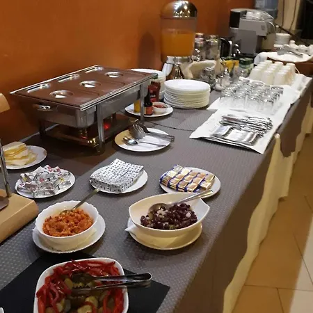 Ξενοδοχείο Pacific 3*