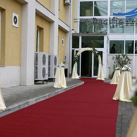 Pacific Hotel 3*